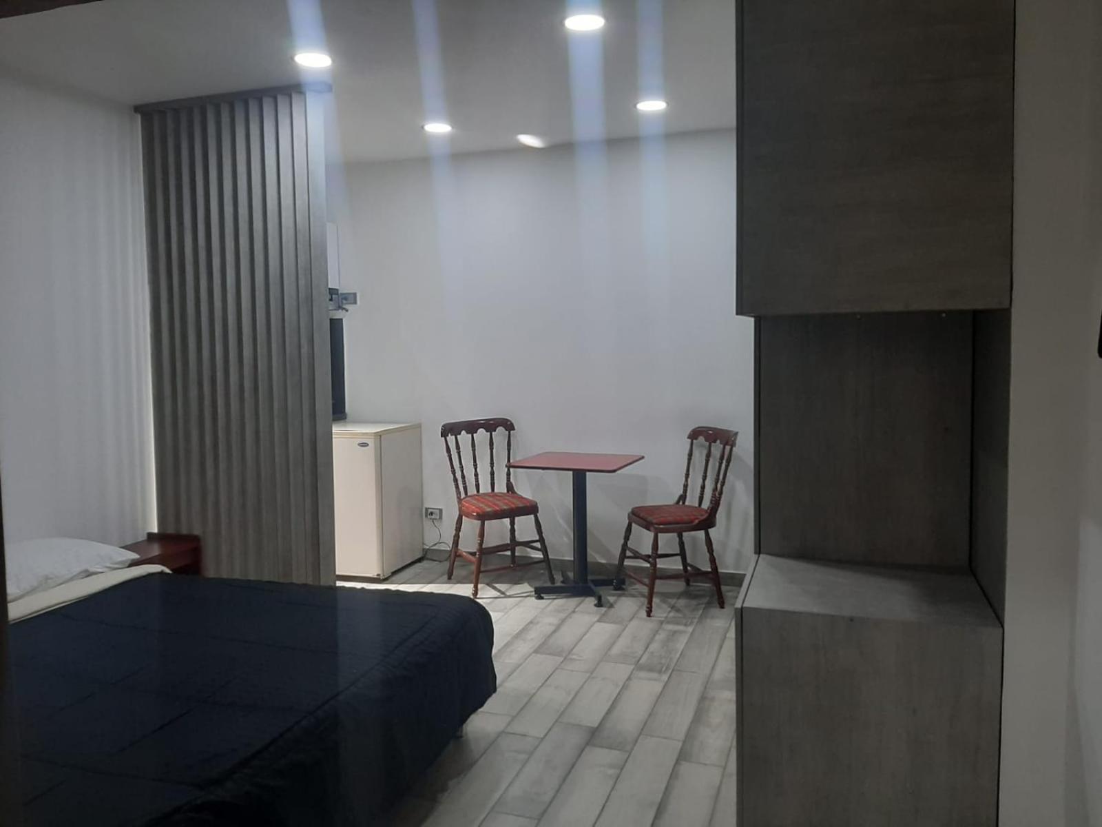 Hotel Sector De Corferias , Y , A 10 Cuadras Embajada Americana , Cerca Al , G 12 , Universidad Nacional , Aeropuerto A 2 Cuadras Estacion Ciudad Universitaria Marque-tresdiecisietecincoveintisieteveintiseistreintayuno Bogotá